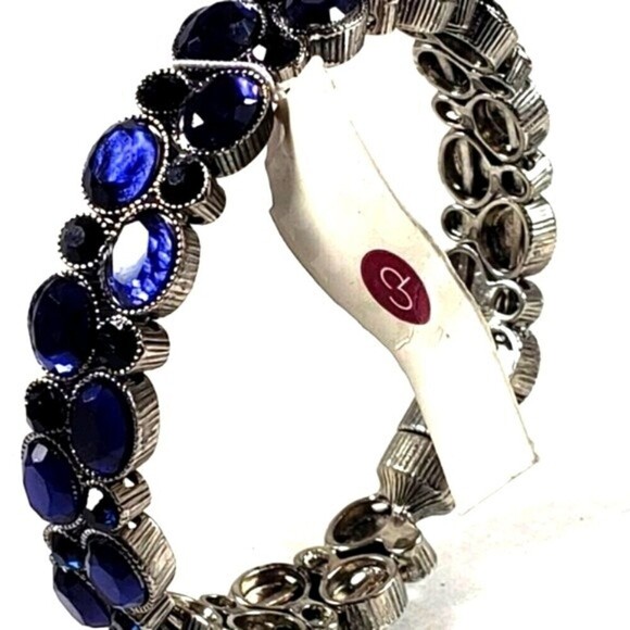 Silver Blue Crystal Bracelet – Sparkling Oval Gems, Magnetic Clasp, Jewelry - Picture 3 of 7